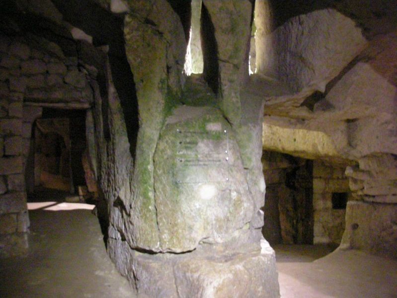 Fichier:Roche de breze.jpg