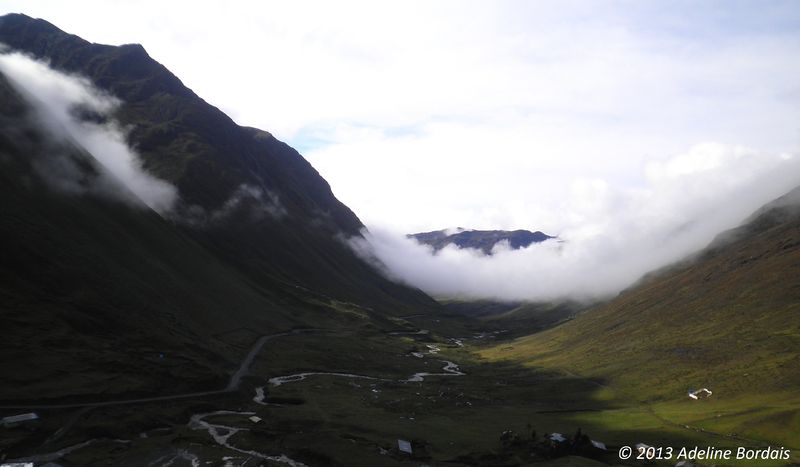 Fichier:Sur la route d'Ocobamba, Pérou.jpg