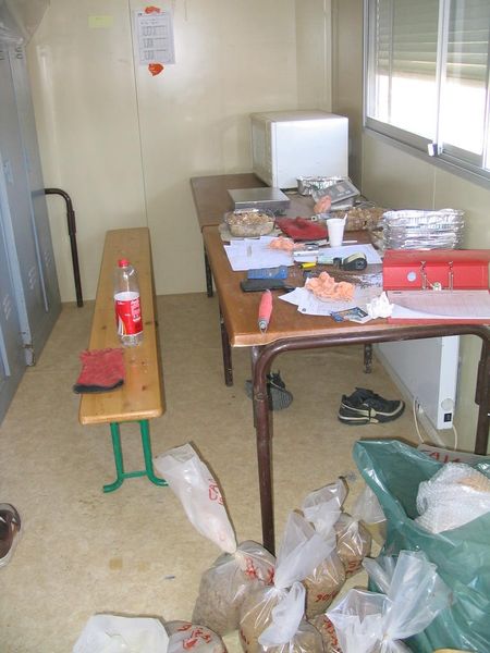 Fichier:Labo chantier micro-onde.jpg