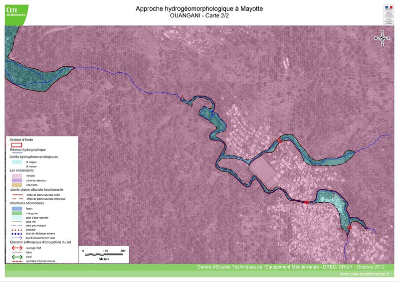 Fichier:Hydrogéomorphologie sur Ouangani (1).jpg